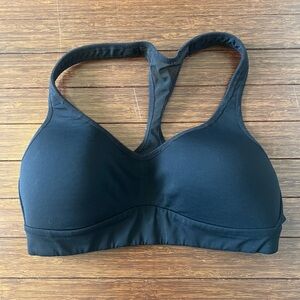 Lululemon Speed Up Bra C/D Size 6 Black molded cup